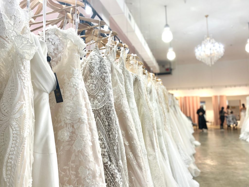How to customize your Wedding Dress Perfectly Bridal Store Los