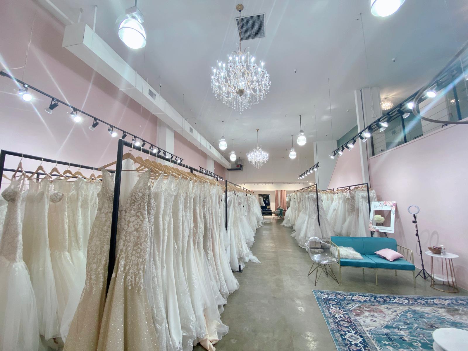 Vivienne Atelier Bridal wedding dress Vivienne Atelier Bridal