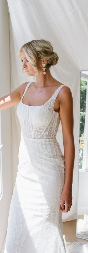 modern & unique wedding dress